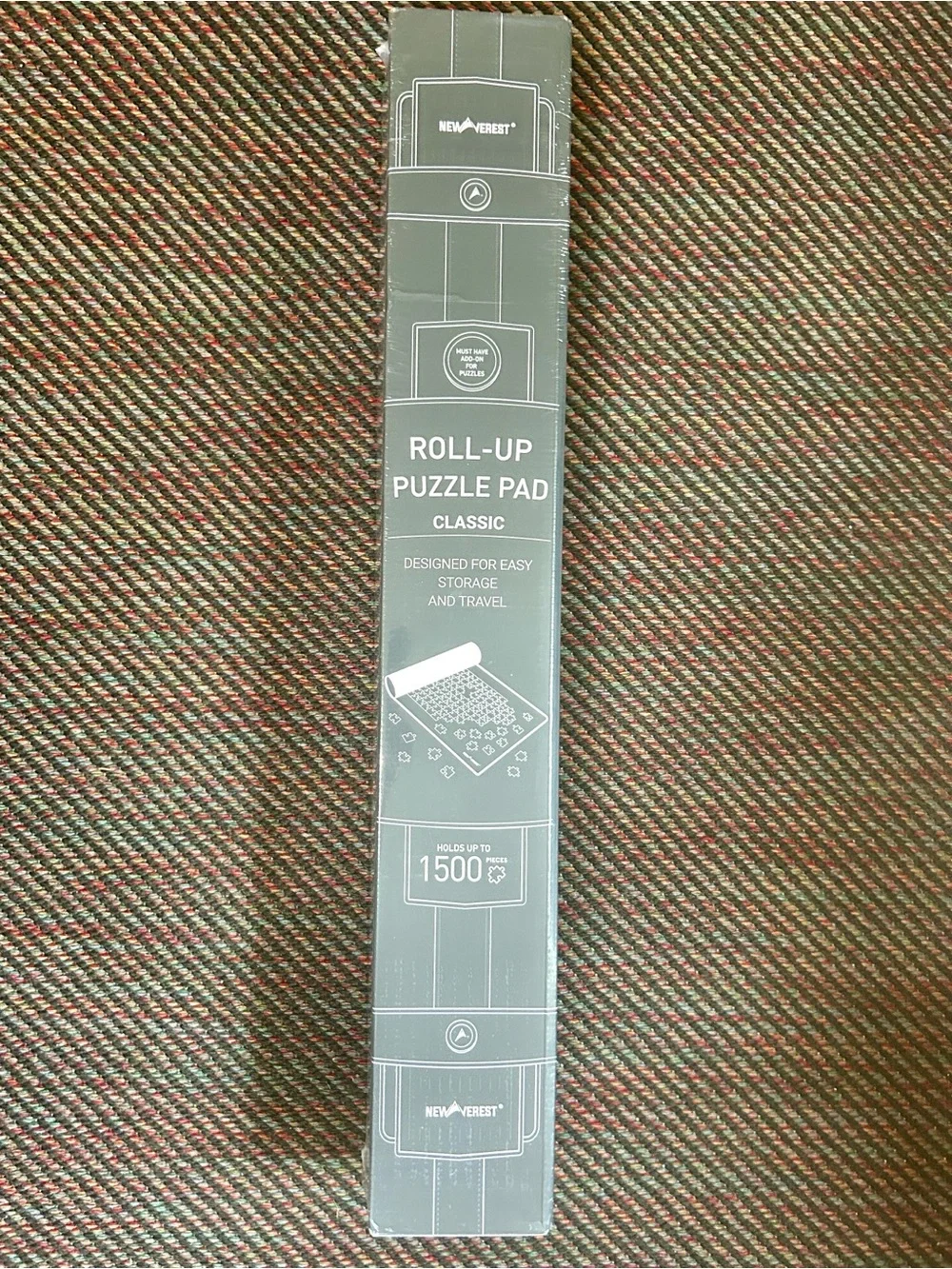 New Roll-Up Puzzle Pad up to 1500 pieces Newverest Never Opened